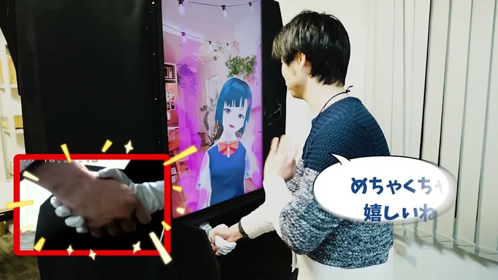 화면에 갇힌 캐릭터, 버추얼 IP가 넘어야 할 유통의 벽